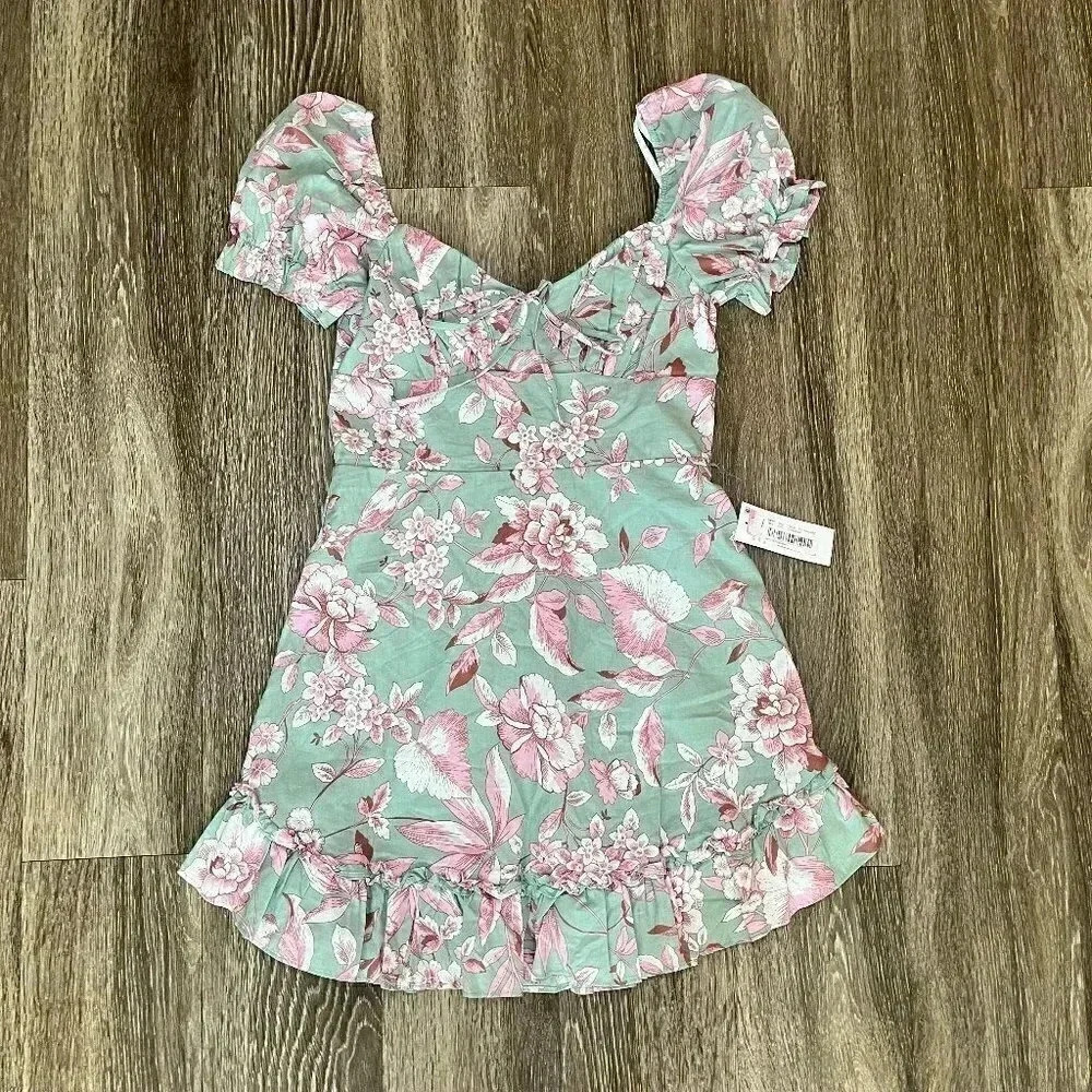 Womens NWT B.Darlin Green Floral Dress - 5/6